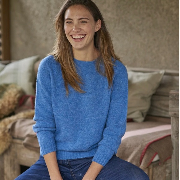 guideboat sweaters